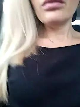 StripChat Madamx14 is Freechat Madamx14 — 3 finger in pussy