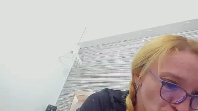 Freechat maddy_cartter on StripChat