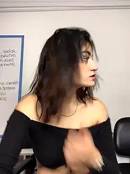 Maddy_Rouse1 — flahs tits