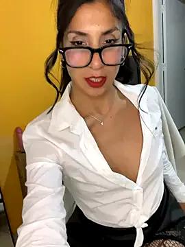 MaddyX__ — Doggy pose + spanks