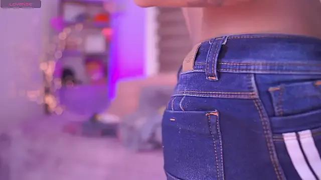 madelyn_rose_ — play pussy