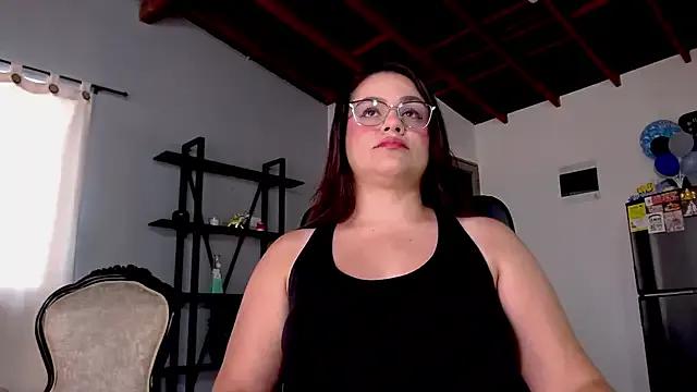 Freechat maela1 on StripChat