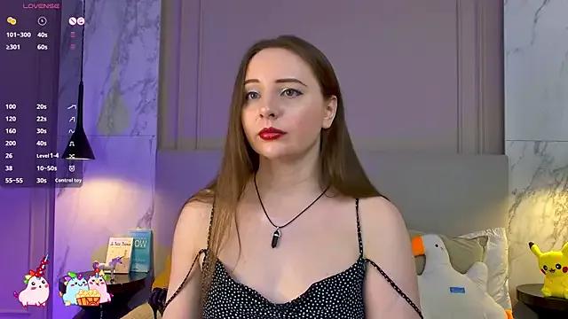 Freechat maltii_evans on StripChat
