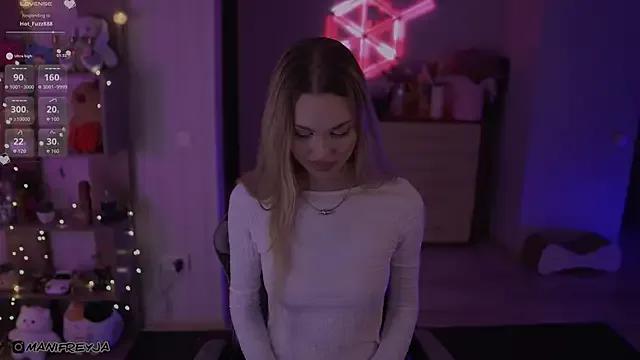 Freechat ManiFreyja on StripChat