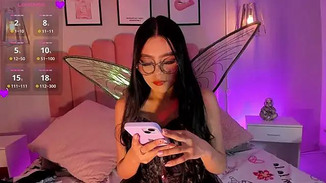 mara_swan_ — get fully naked + hard spanks