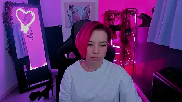 StripChat MarcelineChi is Freechat MarcelineChi β zoom on the eyes