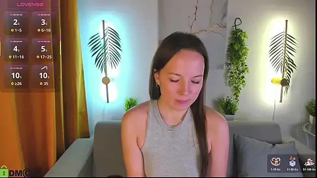 Maria_Solis — doggy pose + 3 slap