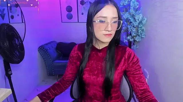 Mariana_reids — Suck Dildo