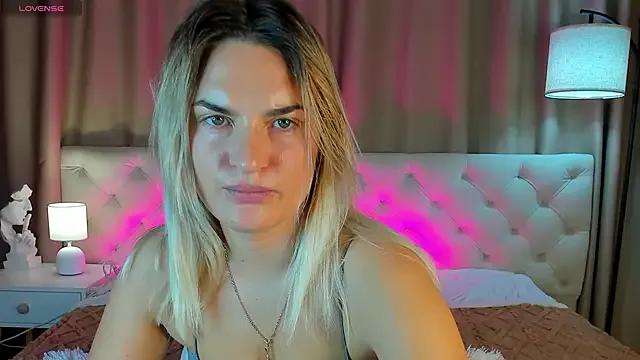 Group Marie_Ellie on StripChat