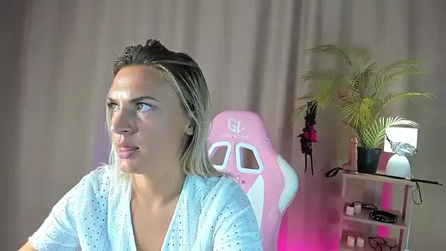 Group Marie_Ellie on StripChat