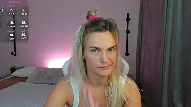 Group Marie_Ellie on StripChat