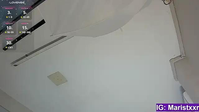 Maristxxr — RIDE DILDO + BOUNCE MY ASS