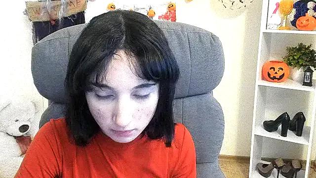 Marri-Stella — 10,000 tokens for an apartment and cospl