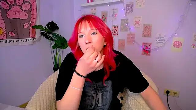 Mary_Lanee — show tits