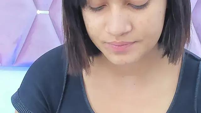 Freechat MaskedGirl_ on StripChat
