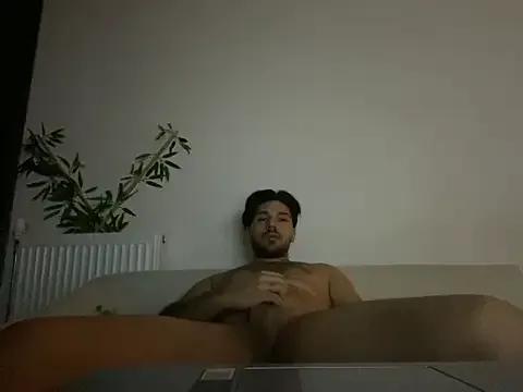 Maxhinelle — Freechat on StripChat