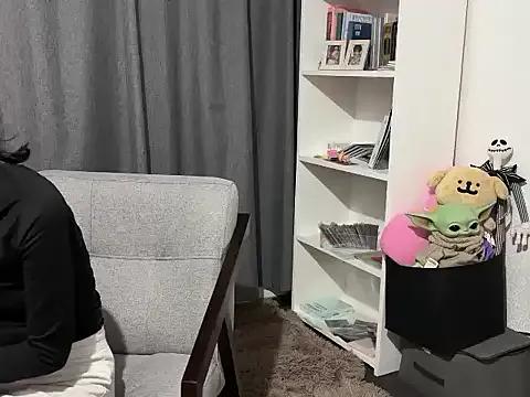 Maya-milkshake — I'm horny make me wet