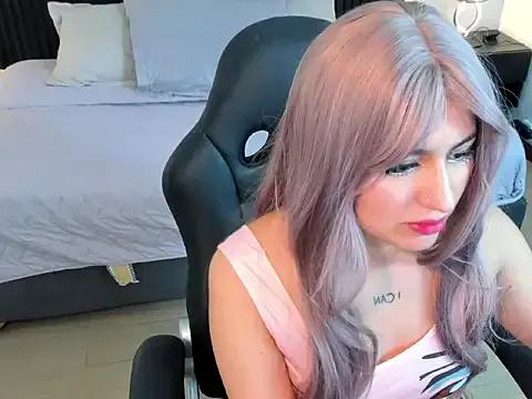 Maya_Rivers — Flash+spank boob