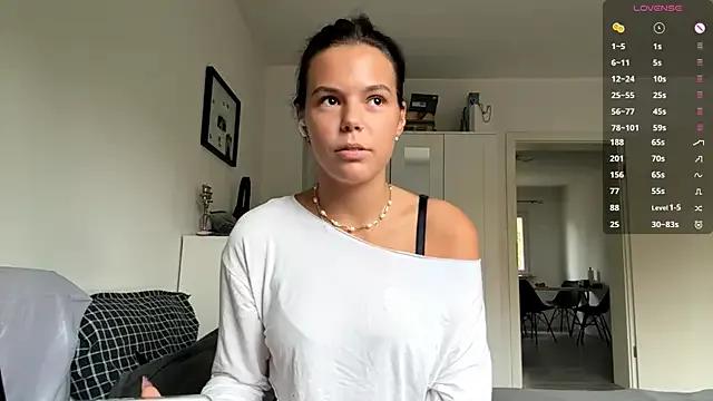 Freechat MaydaCornwall on StripChat