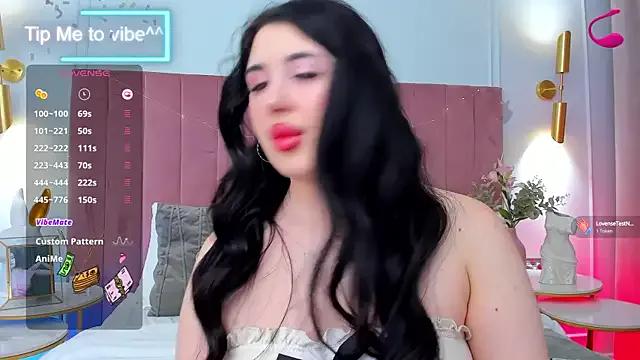 Freechat Mayzzie on StripChat