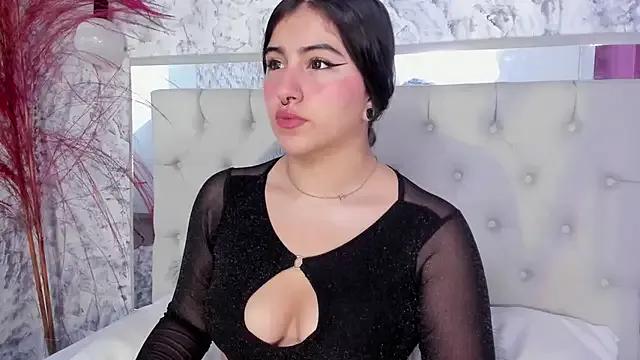 Megan_rossee — Doggy fuck?