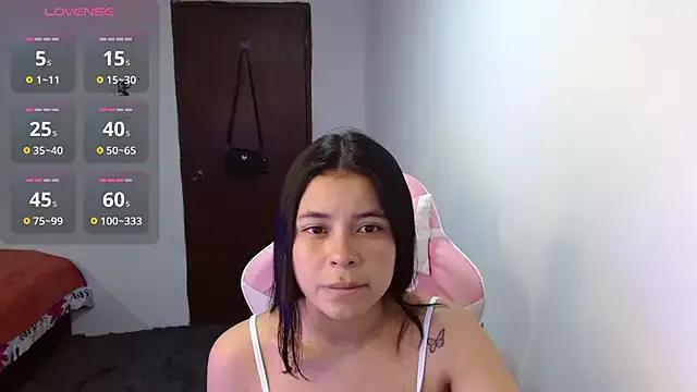 Megan_ve — Flash tits+spanks 4