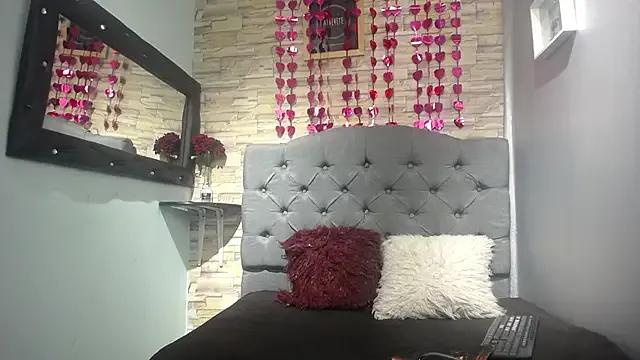 StripChat meliissa_sweett is Freechat meliissa_sweett — SHOW TITS