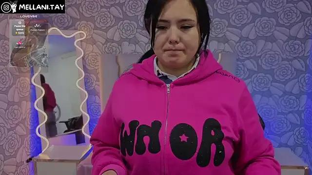 Freechat Mellani_tay on StripChat
