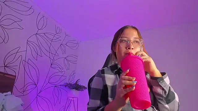 StripChat merida_06 is Freechat merida_06 — naked dance