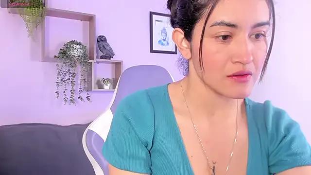 Freechat MeridaFox_ on StripChat