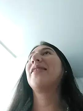 MerlyG_ — HI MIA, KISSES