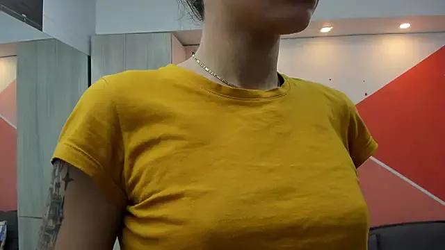 Freechat Mhelanny2 on StripChat