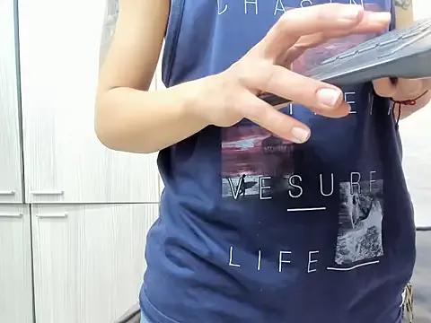 Freechat Mhelanny2 on StripChat