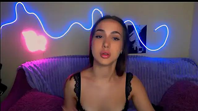 Mia_cutie77 — Freechat on StripChat