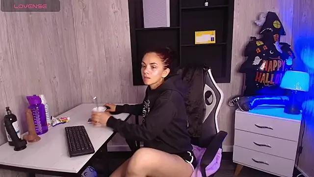 Mia_Esposito2 — Freechat on StripChat