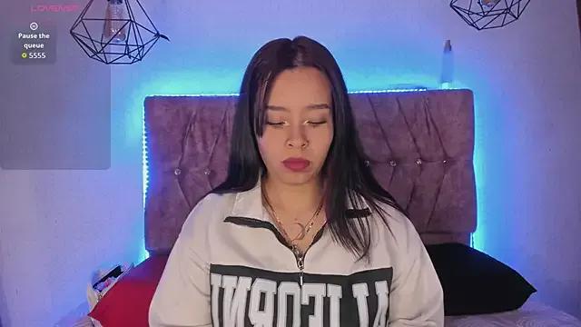 Mia_lopez_1 — Slippery Dance + Titshake Challenge