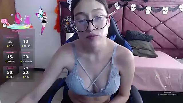 Mia_Monroe4 — flash tits