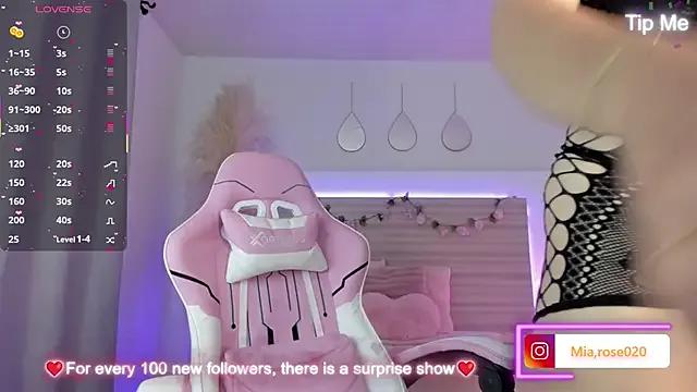 Mia_rose_20 — dildo glass in ass