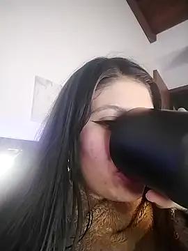Miagreisy — sexo en la silla + pussy en la cara