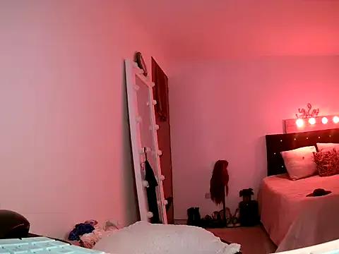 Miamourkendalls on StripChat 
