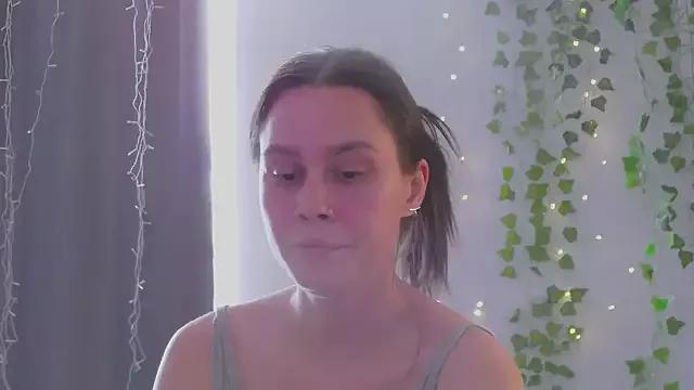 Freechat MiaNell on StripChat