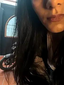 Freechat miaoconell on StripChat
