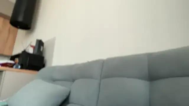 Miaswetty — take off shorts and slap ass x 10