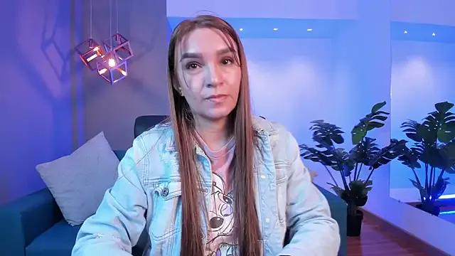 Freechat miataylorr1 on StripChat