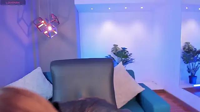 Freechat miataylorr1 on StripChat