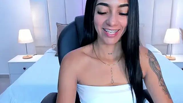 miavegas1 — fingering until cum + taste