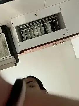 Freechat michell_boobs_ on StripChat