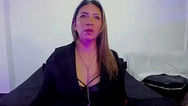 Freechat MichelleManson on StripChat