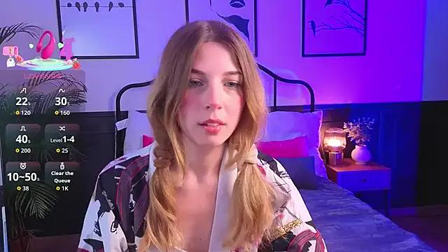 MiillKiss — show up online with a dildo