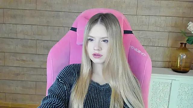 Freechat MilanaBalmain on StripChat